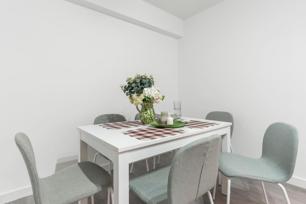 Apartamento Marques De Urquijo Gijón Exteriér fotografie